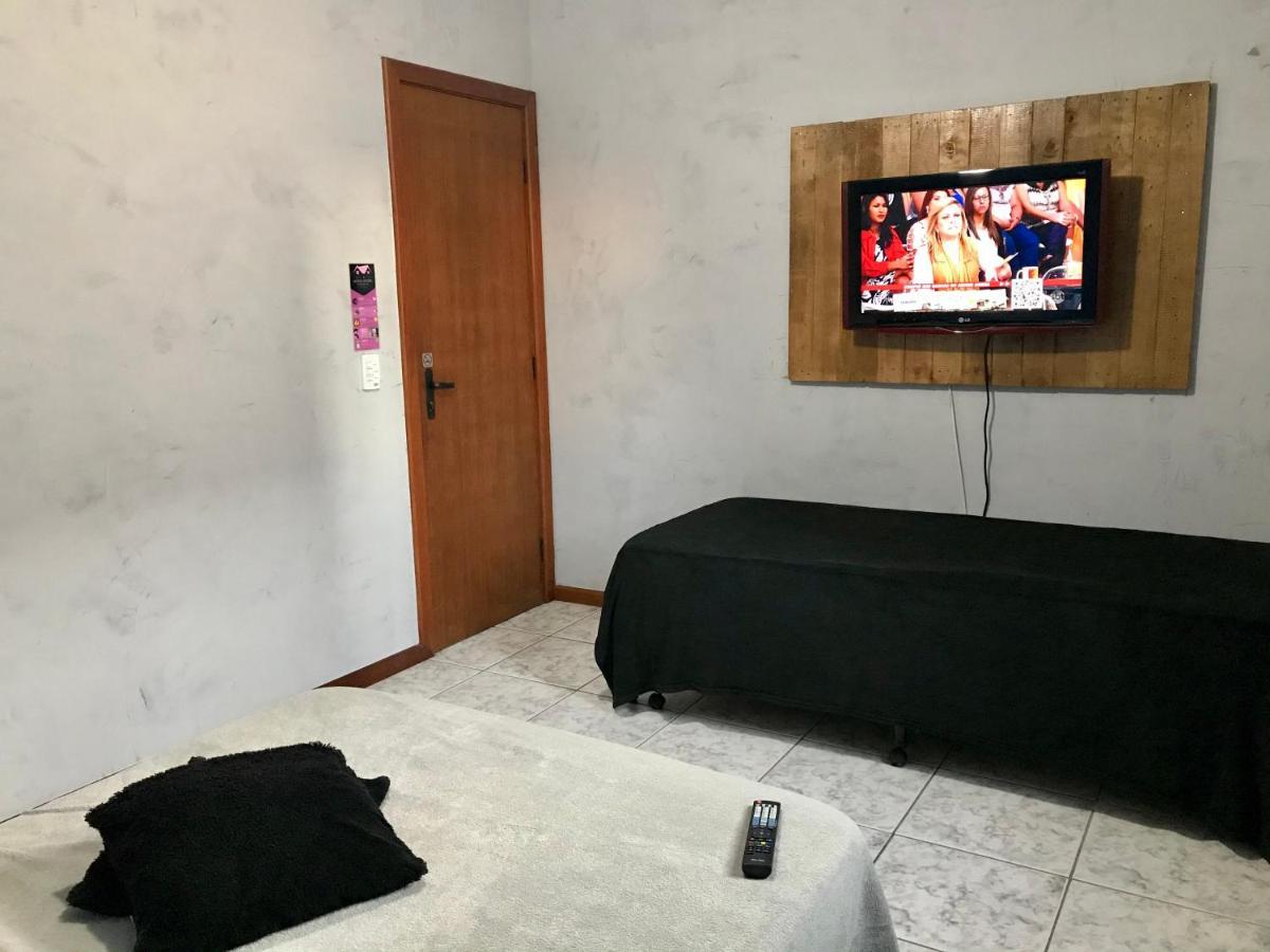 Regi House Hostel Vitória Buitenkant foto
